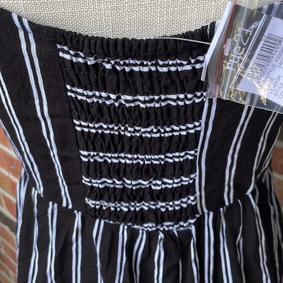 Rue21 Sun Dress - Picture 4 of 6